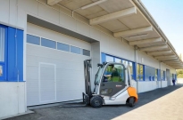 Sekční garážová vrata, š. 3250 mm x v. 2020mm, vzor lamela, barva bílá, povrch stucco