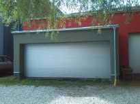 Sekční garážová vrata, výška otvoru 3500mm x 2240mm, vzor lamela, barva STŘÍBRNÁ, povrch hladký