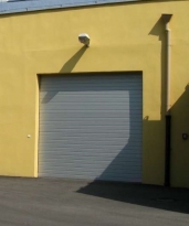 Sekční průmyslová vrata, š. 3250mm x v. 4750mm, vzor lamela, barva šedá, povrch stucco