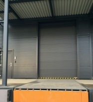 Sekční průmyslová vrata, š. 3500mm x v. 4500mm,vzor lamela, barva antracitová, povrch stucco